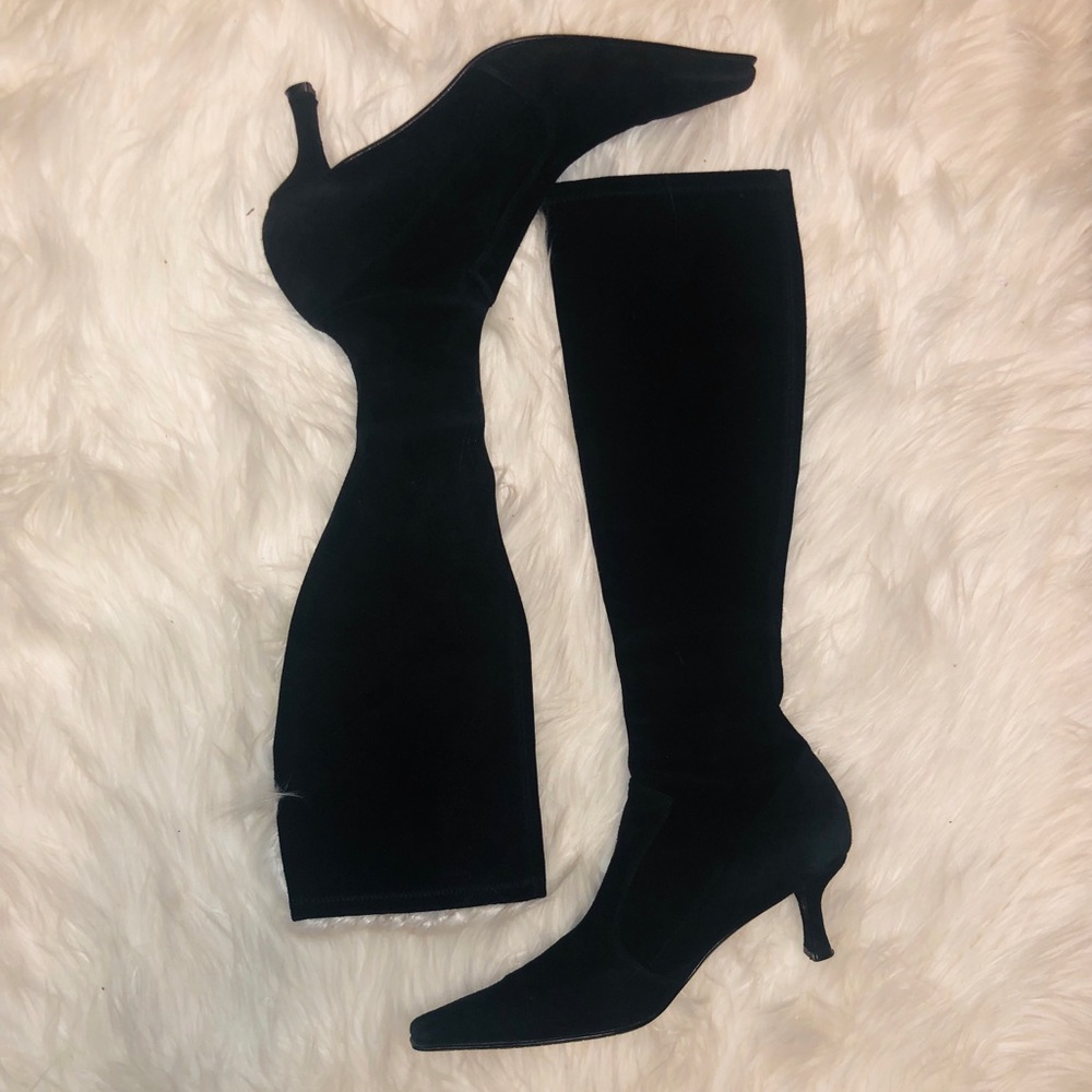Stuart Weitzman ‘Cling’ Suede Kitten Heel Boot